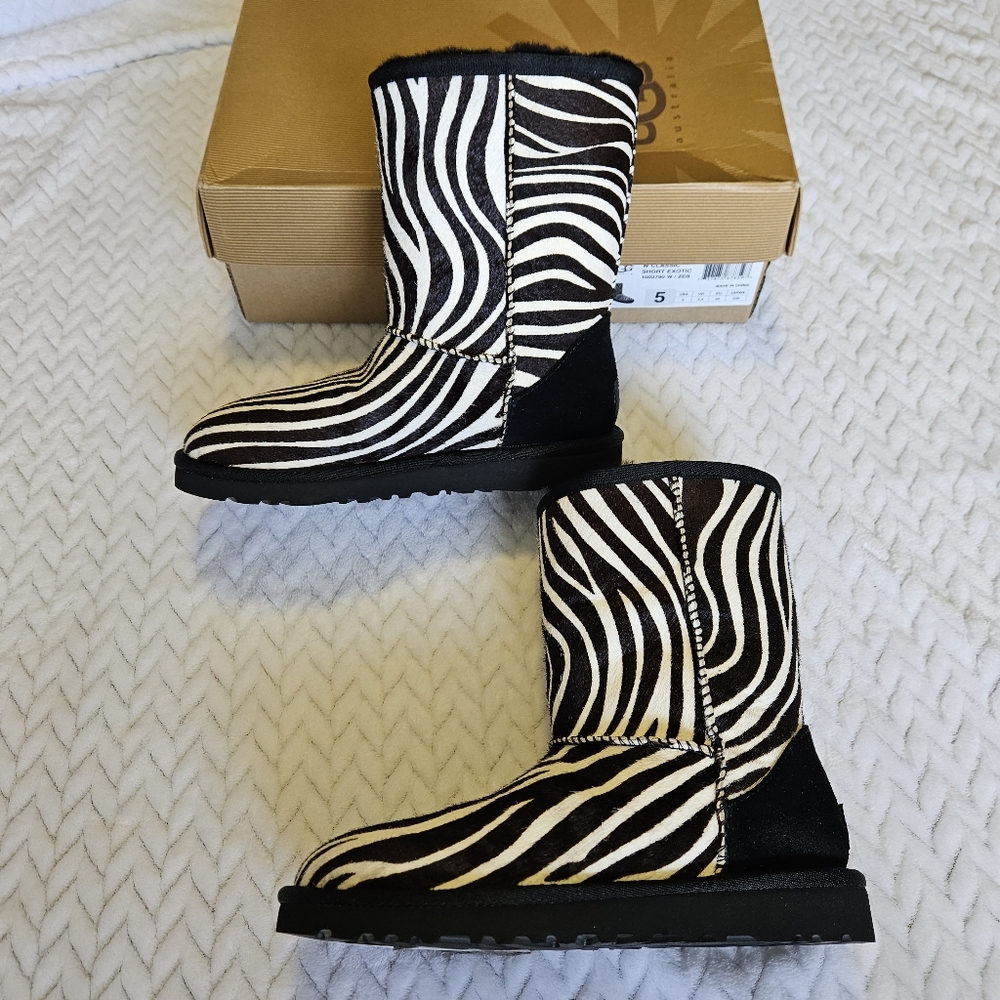 UGG Australia Classic Short Exotic Zebra Boots 1002790 Size 5 - Picture 10 of 13